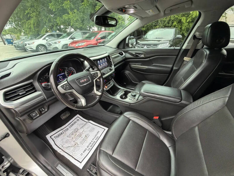 2020 GMC Acadia SLT