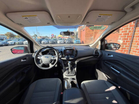 2013 Ford C-MAX Hybrid SE