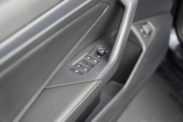 2023 Volkswagen Jetta SE