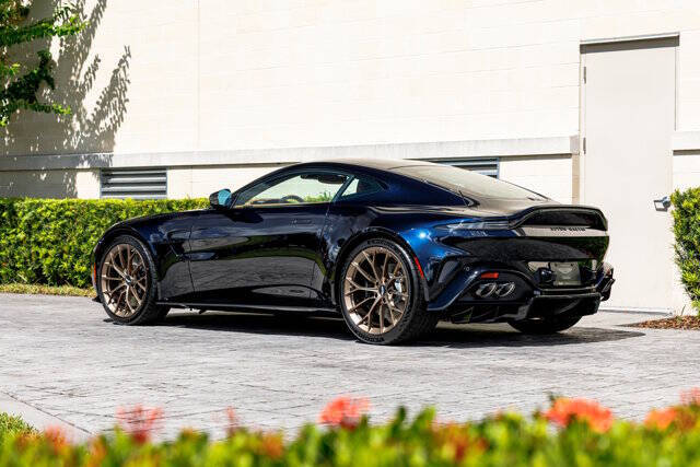 2026 Aston Martin Vantage