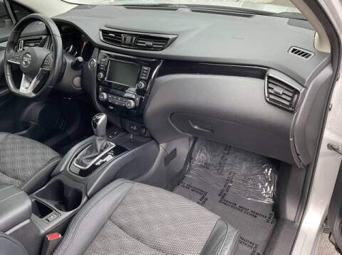 2021 Nissan Rogue Sport SV