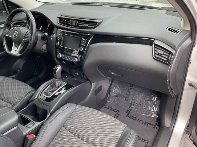 2021 Nissan Rogue Sport SV