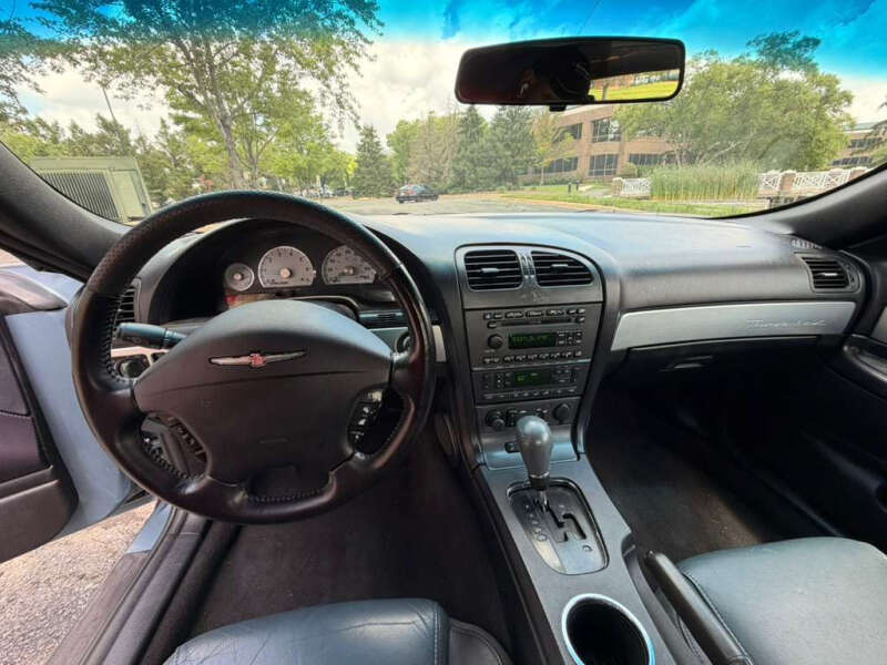 2005 Ford Thunderbird Deluxe