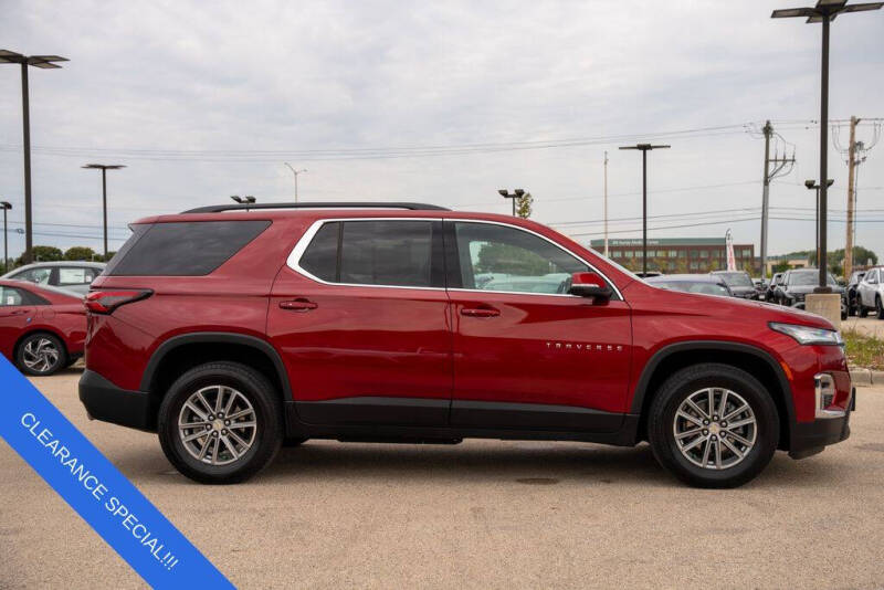 2023 Chevrolet Traverse LT Cloth