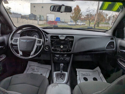 2011 Chrysler 200 Touring