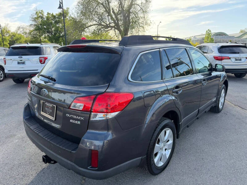 2011 Subaru Outback 2.5i Premium