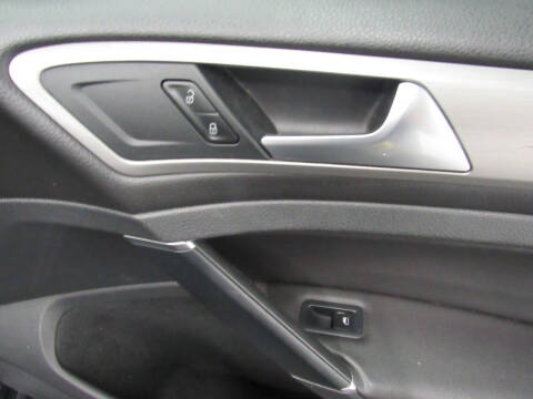 2015 Volkswagen Golf TSI S