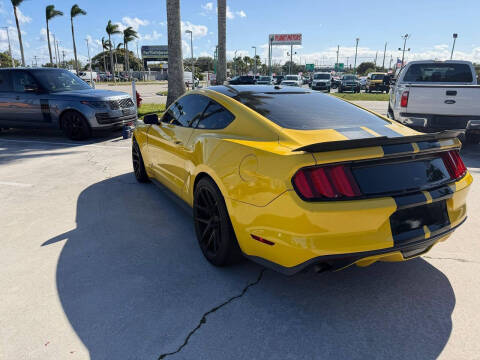 2017 Ford Mustang EcoBoost Premium