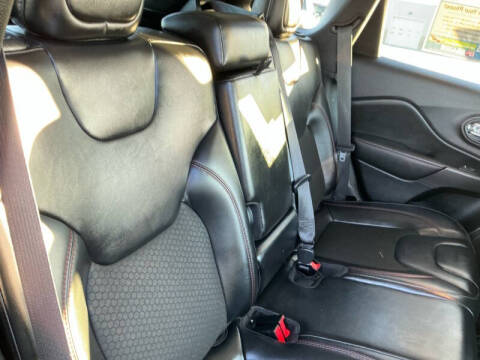 2020 Jeep Cherokee Trailhawk