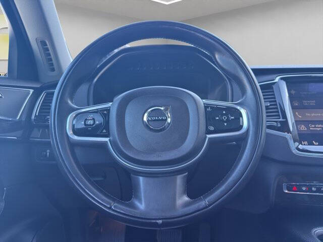 2018 Volvo XC90 T6 Momentum