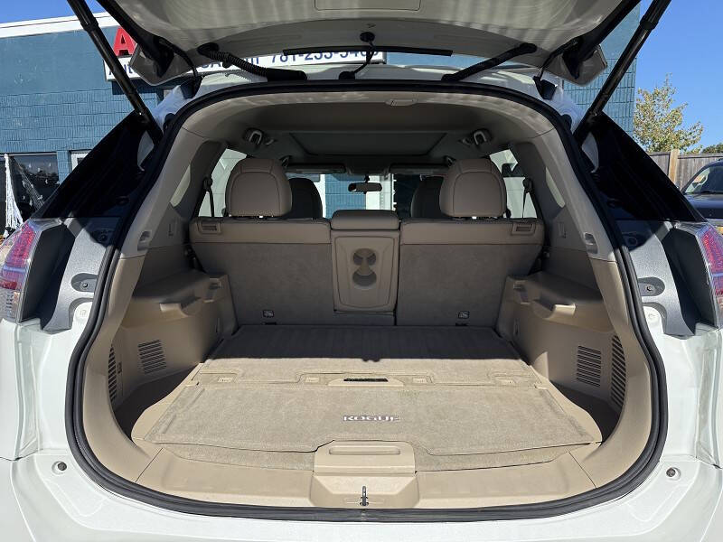 2015 Nissan Rogue SL