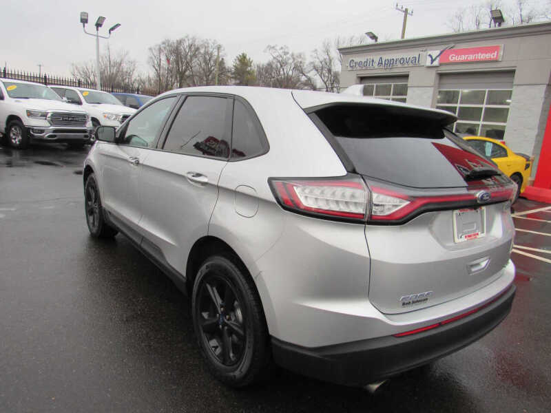 2017 Ford Edge SE