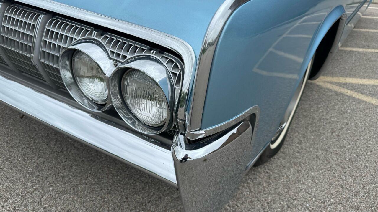 1964 Lincoln Continental 20