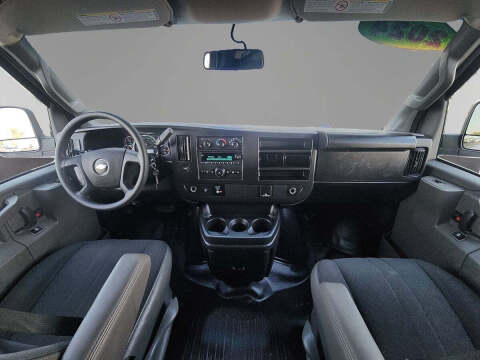 2024 Chevrolet Express 2500