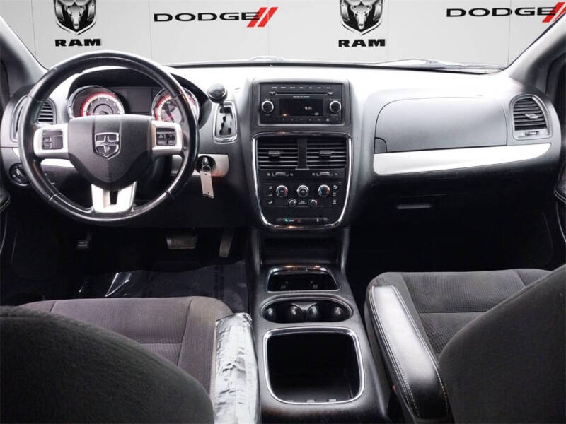 2015 Dodge Grand Caravan SE