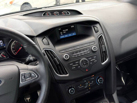 2018 Ford Focus ST