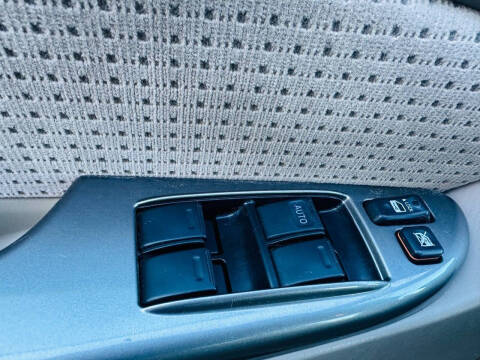 2006 Toyota Sienna LE 7 Passenger