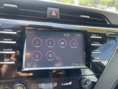 2019 Toyota Camry SE