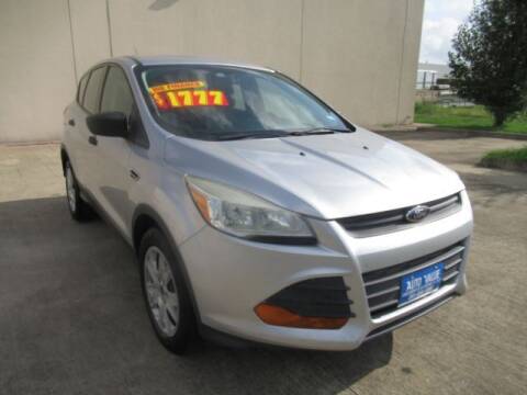 2014 Ford Escape for sale at AUTO VALUE FINANCE INC in Stafford TX