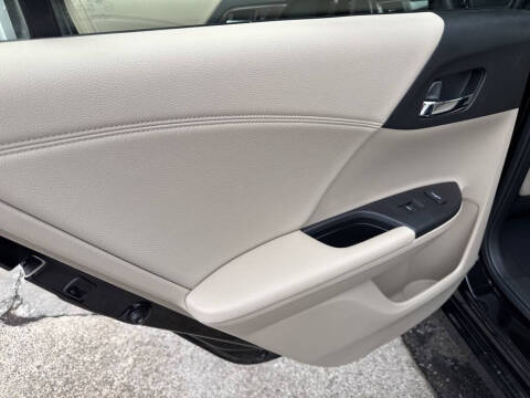 2017 Honda Accord Hybrid Touring