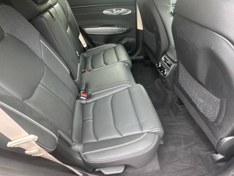 2023 Genesis Electrified GV70