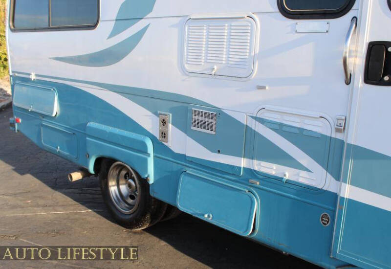 2014 Ford E-Series E-450 SD