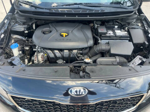 2017 Kia Forte5 LX