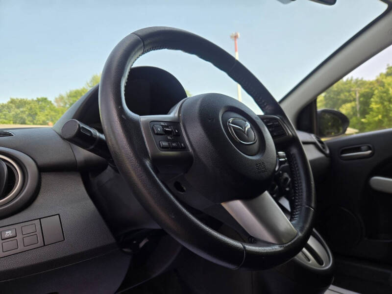 2012 Mazda MAZDA2 Touring