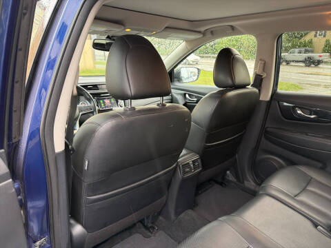 2018 Nissan Rogue SV