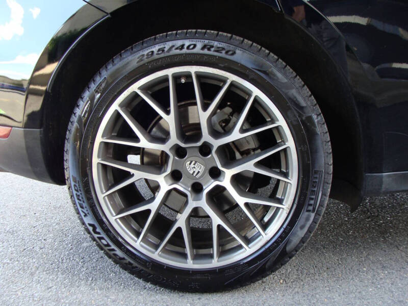 2017 Porsche Macan S