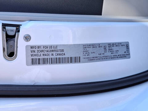 2021 Chrysler Voyager L