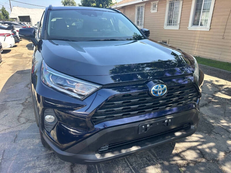 2021 Toyota RAV4 Hybrid XLE