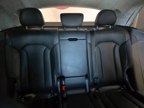 2020 Audi Q8 quattro Prestige 55 TFSI