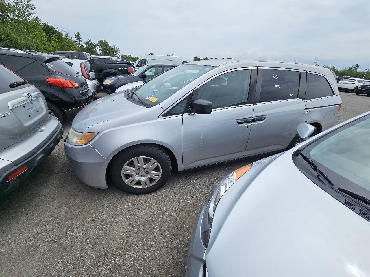 Alabaster Silver Metallic 2013 Honda Odyssey LX LX 4dr Mini-Van 5