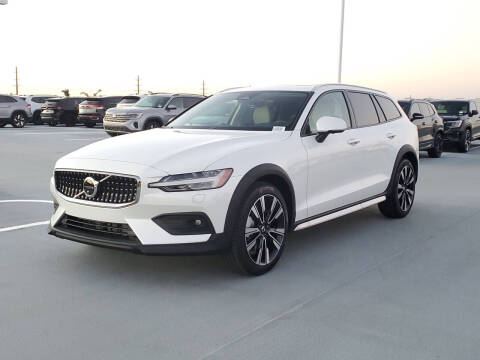 2026 Volvo V60 Cross Country B5 Ultra