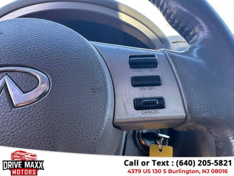 2005 Infiniti FX35