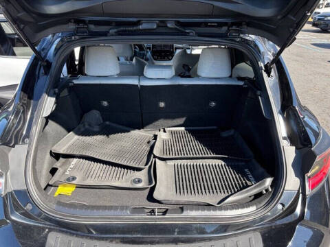 2019 Toyota Corolla Hatchback SE