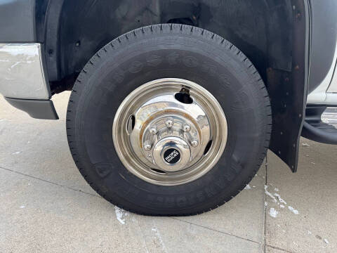 2002 Chevrolet Silverado 3500 LS