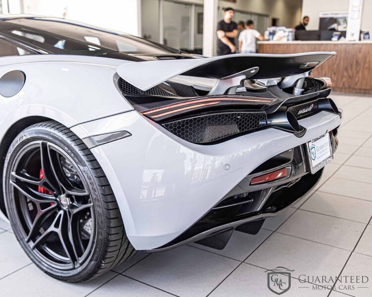2018 McLaren 720S Luxury