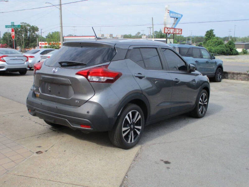 2020 Nissan Kicks SV