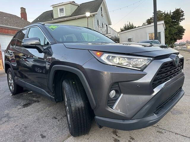 2021 Toyota RAV4 Hybrid XLE Premium