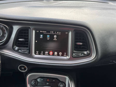 2015 Dodge Challenger SXT