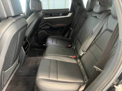 2024 Porsche Cayenne