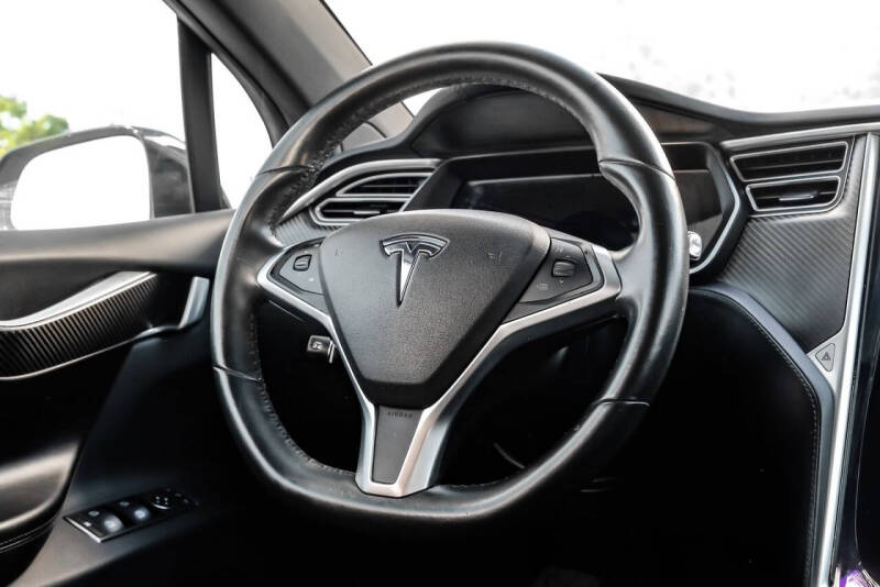 2016 Tesla Model X 75D