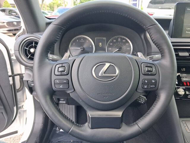 2025 Lexus IS 350 F SPORT Design