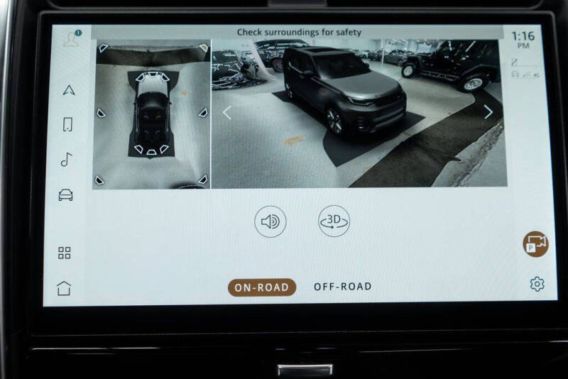 2023 Land Rover Discovery P300 S R-Dynamic