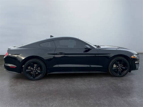 2021 Ford Mustang EcoBoost