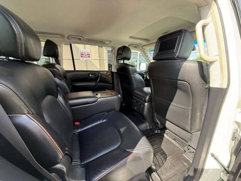 2017 Nissan Armada Platinum