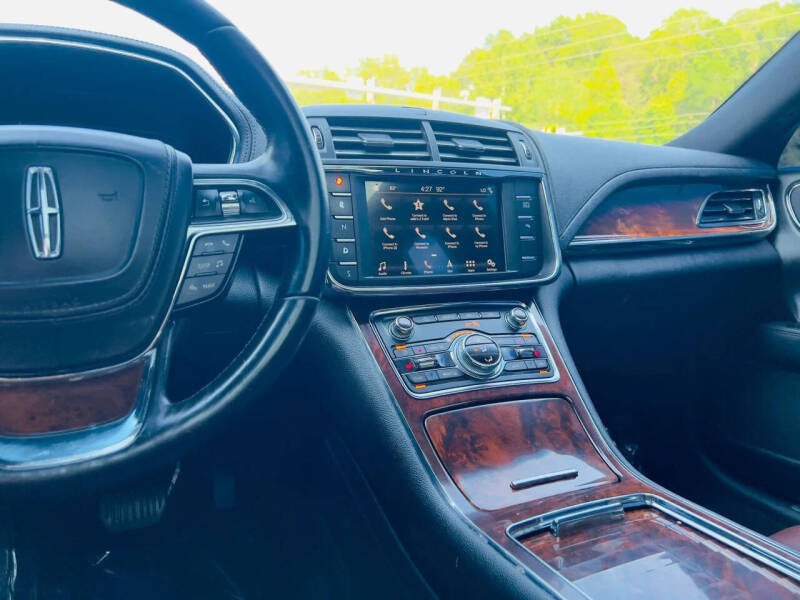 2017 Lincoln Continental Reserve