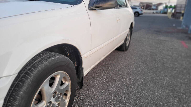 1999 Toyota Camry LE V6